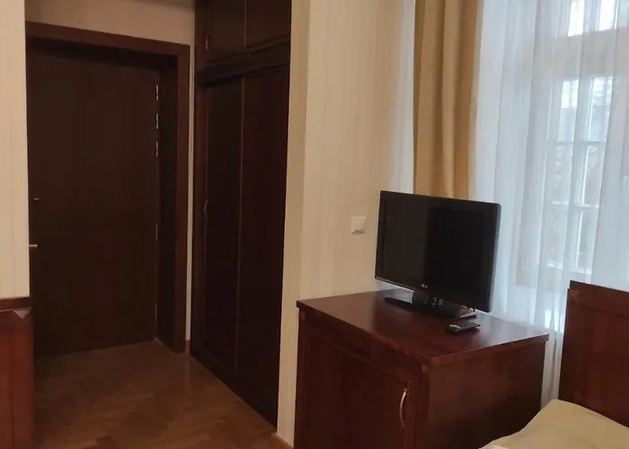 Pokoje Goscinne Palac W Balicach Instytut Zootechniki Pib