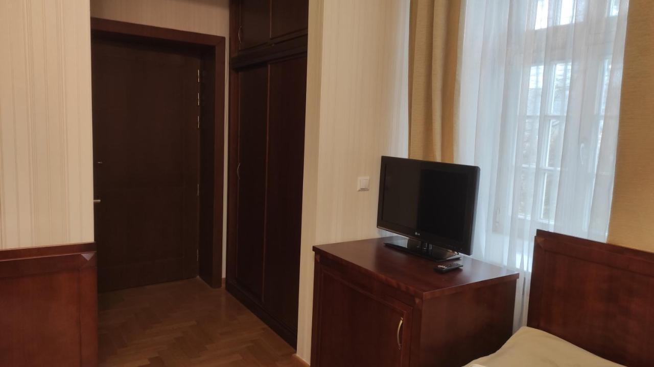Goscinne Palac W Balicach Instytut Zootechniki Pib *